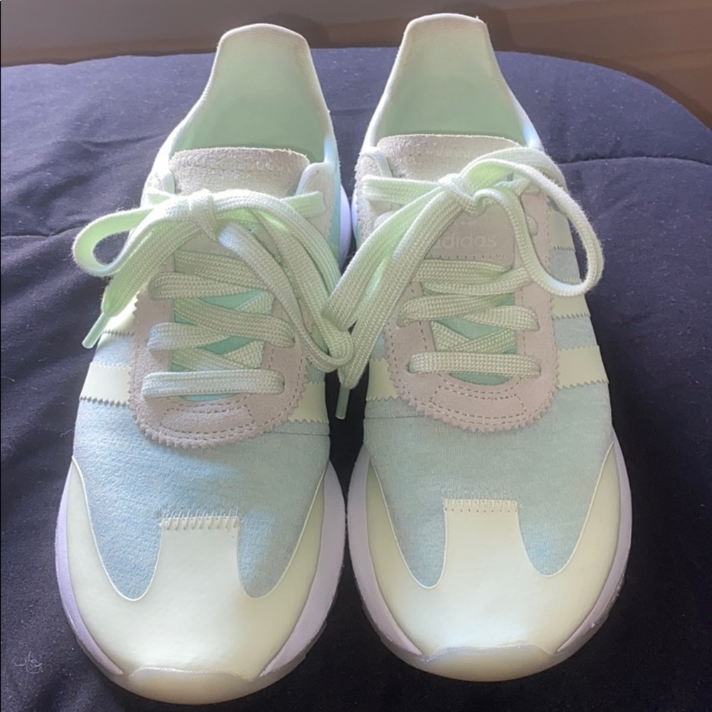 Adidas FLB Runners in Mint - Picture 4 of 7